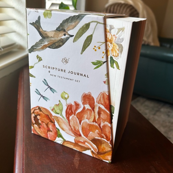 Scripture Journal New Testament Set - Picture 4 of 9